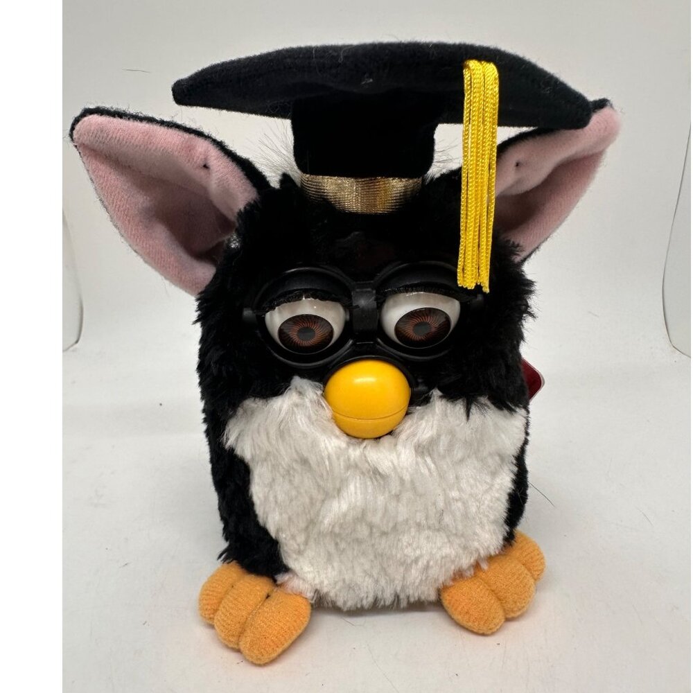 FURBY Graduate 1999 Limited Edition 70-886 NOT WORKING Graduation Vintage